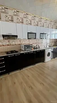 Kirayə verilir 3 otaqlı mənzil 150 m²