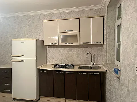 Kirayə verilir 2 otaqlı həyət evi 57 m²