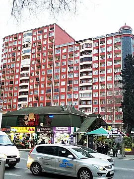 Kirayə verilir 3 otaqlı mənzil 110 m² — Bakı, 8-ci mikrorayon 3 otaq 110.00 m²