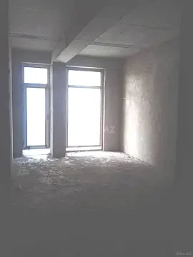 Satılır 4 otaqlı mənzil 194 m²