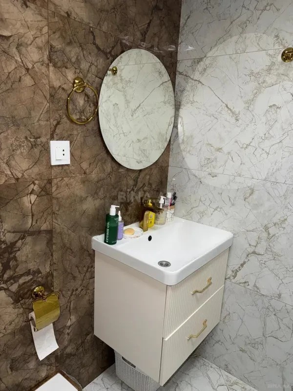 Satılır 3 otaqlı mənzil 73 m²