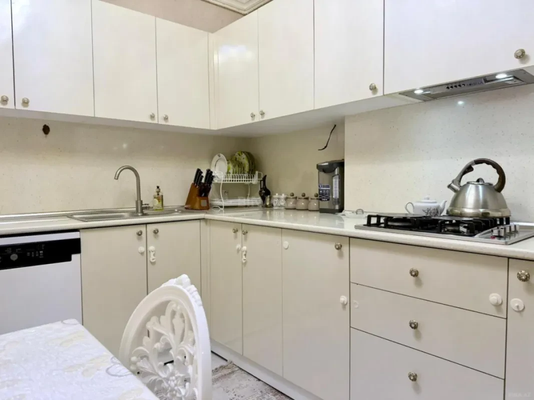 Satılır 3 otaqlı mənzil 73 m²