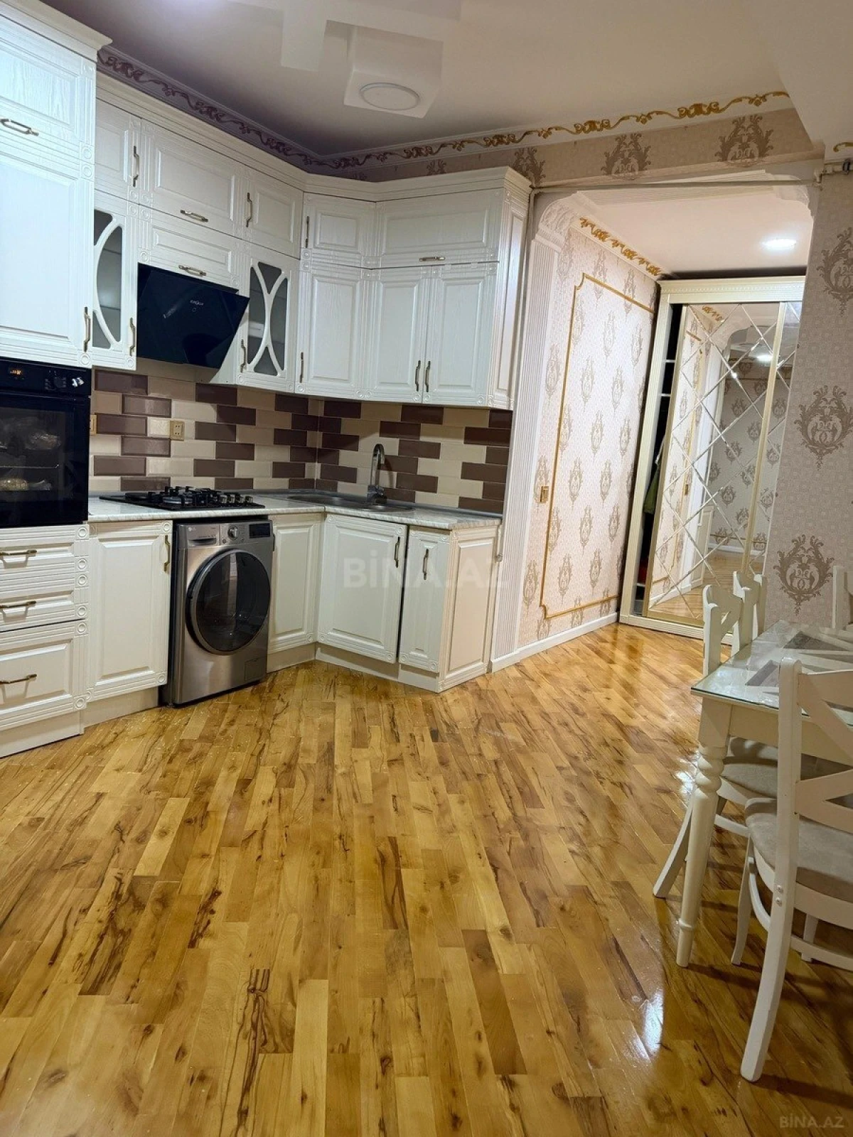 Satılır 3 otaqlı mənzil 100 m²