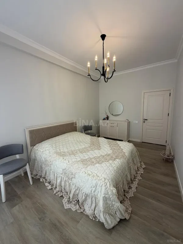 Satılır 2 otaqlı mənzil 69 m²