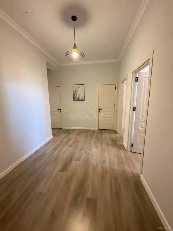 Satılır 2 otaqlı mənzil 69 m²