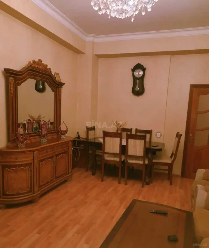 Satılır 3 otaqlı mənzil 60 m²