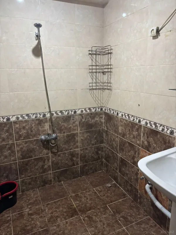 Kirayə verilir 3 otaqlı mənzil 120 m²