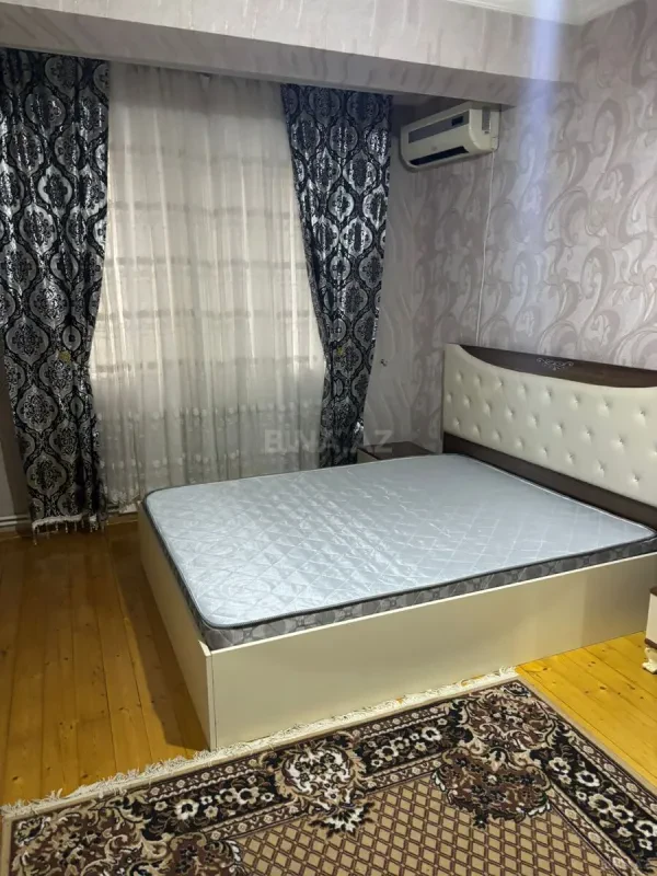 Kirayə verilir 3 otaqlı mənzil 120 m²