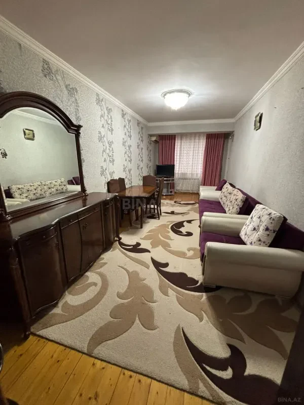Kirayə verilir 3 otaqlı mənzil 120 m²