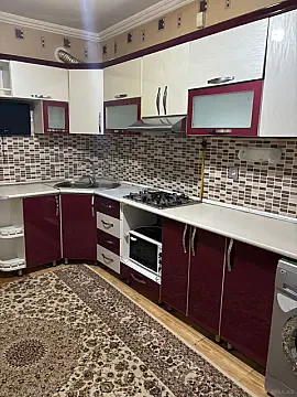 Kirayə verilir 3 otaqlı mənzil 120 m²
