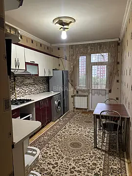 Kirayə verilir 3 otaqlı mənzil 120 m²