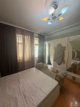 Satılır 3 otaqlı mənzil 76 m²