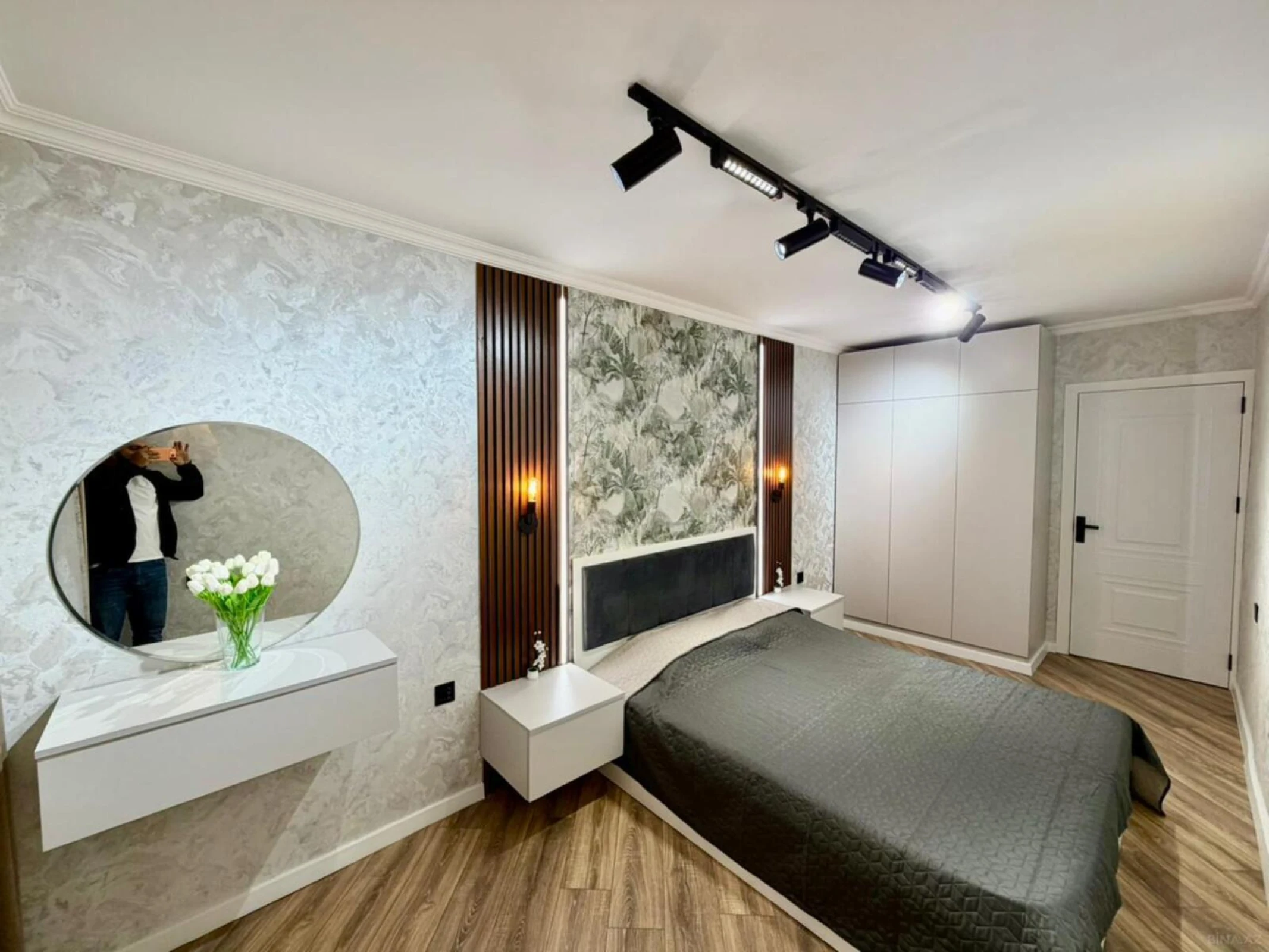 Satılır 2 otaqlı mənzil 55 m²