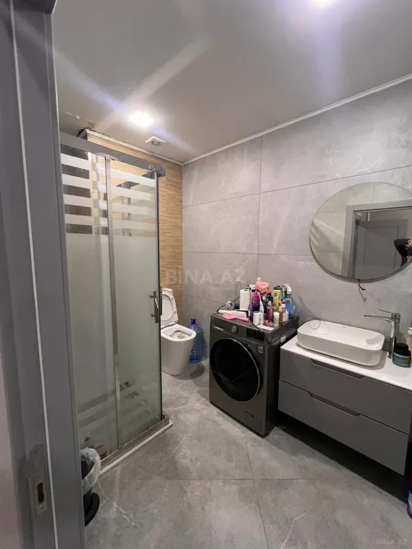 Kirayə verilir 2 otaqlı mənzil 95 m²