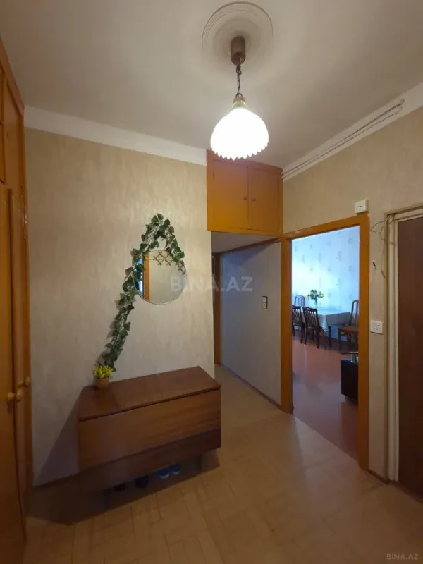 Kirayə verilir 2 otaqlı mənzil 55 m²