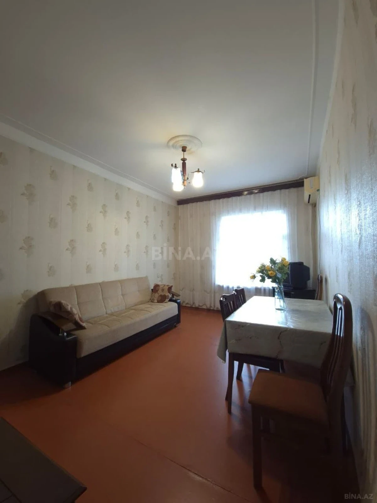 Kirayə verilir 2 otaqlı mənzil 55 m²