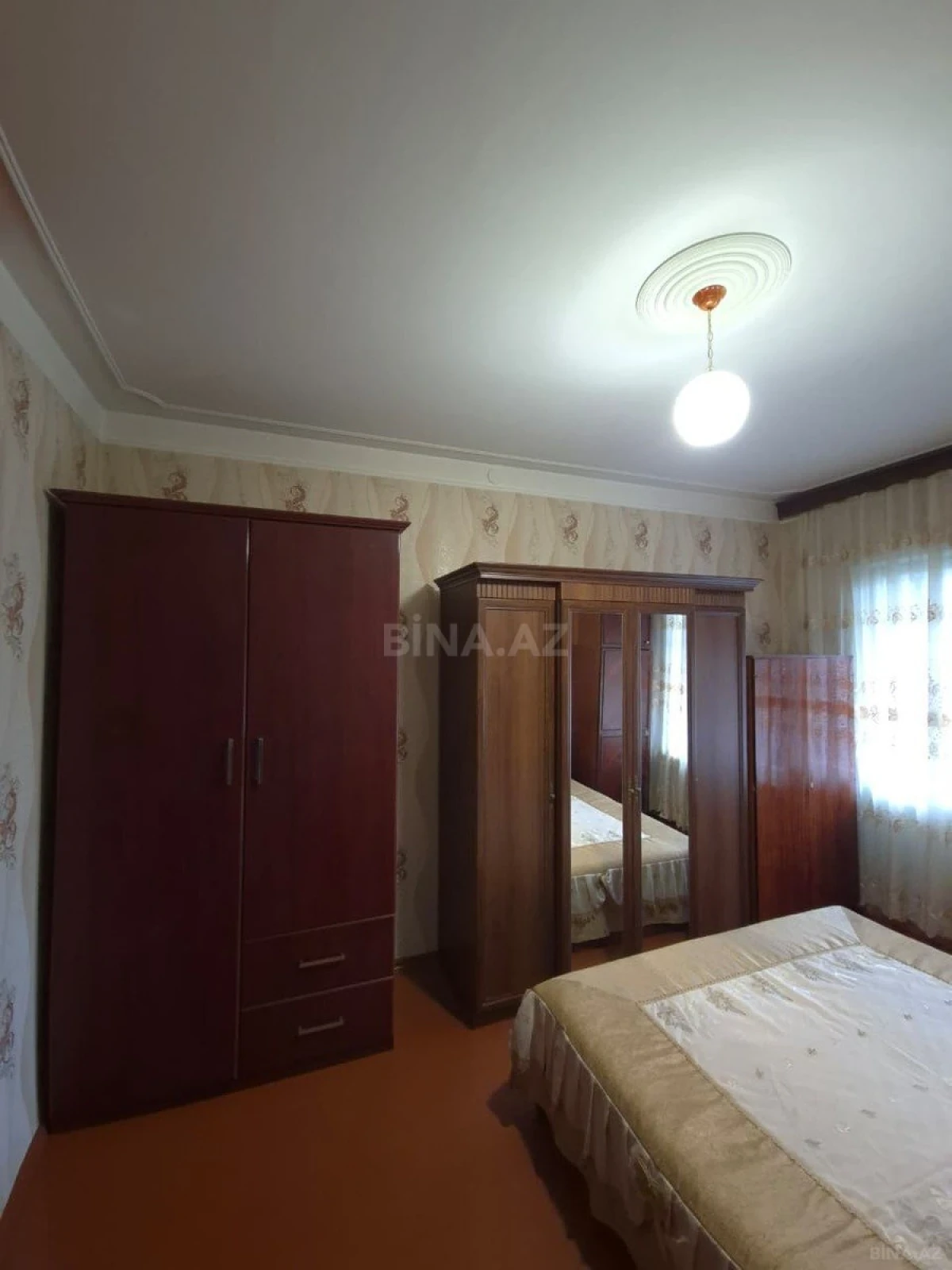 Kirayə verilir 2 otaqlı mənzil 55 m²