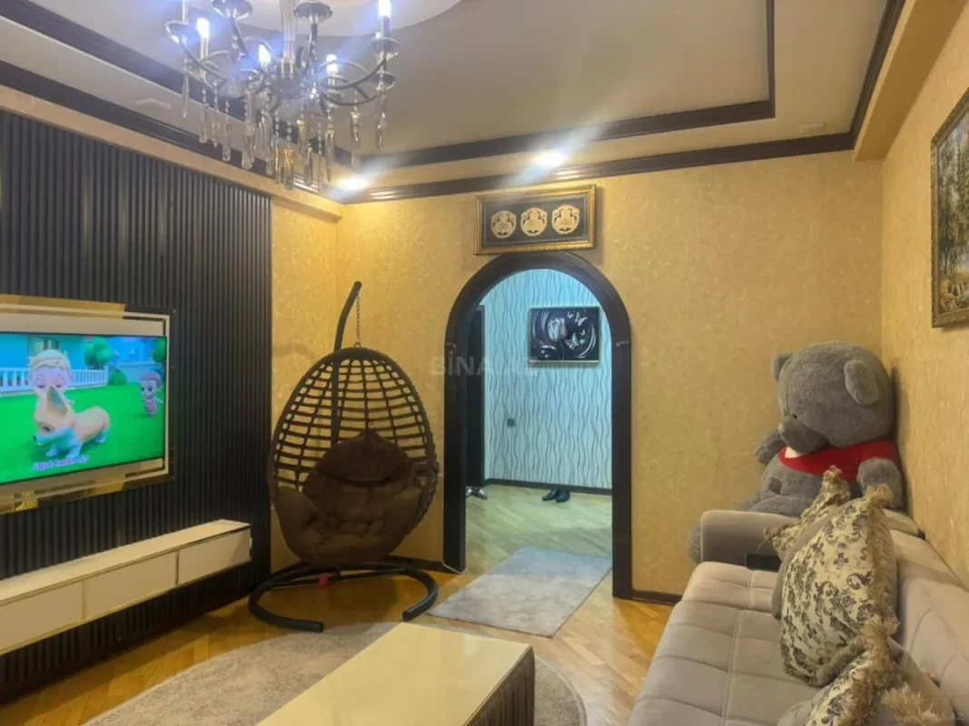 Satılır 2 otaqlı mənzil 88 m²