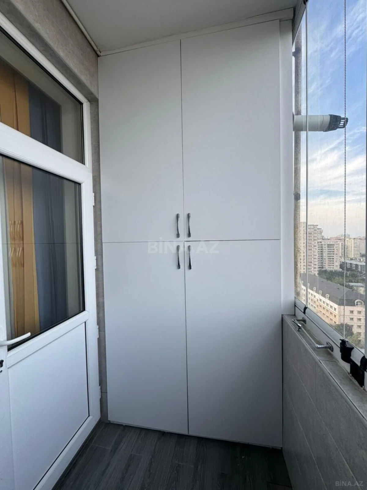 Satılır 3 otaqlı mənzil 100 m²