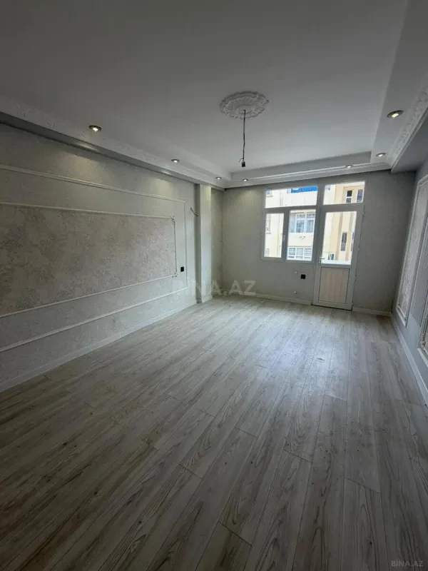 Satılır 3 otaqlı mənzil 83 m²