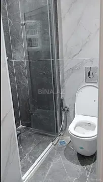 Kirayə verilir 2 otaqlı mənzil 71 m²