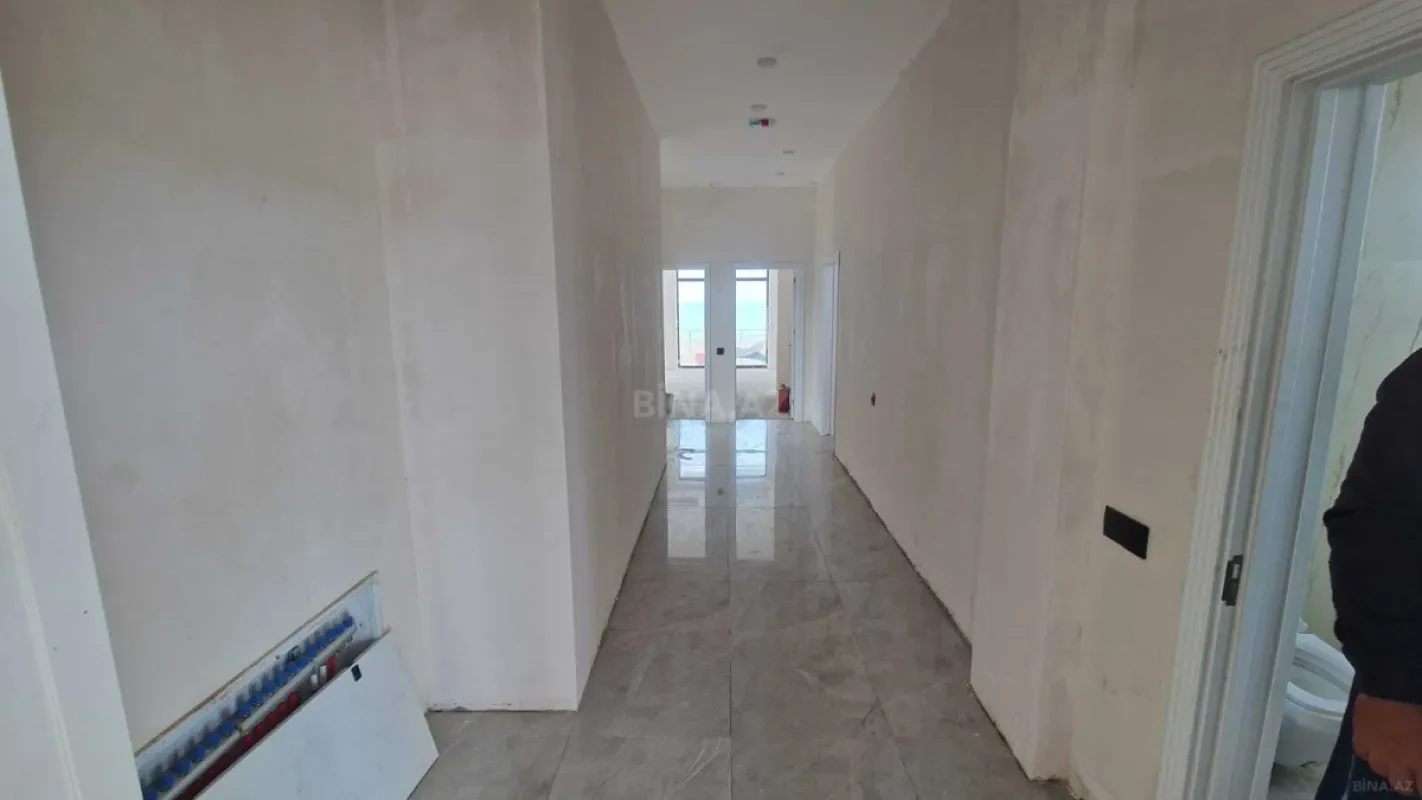 Satılır obyekt 550 m²