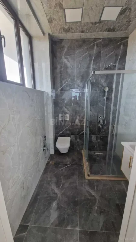 Satılır obyekt 550 m²