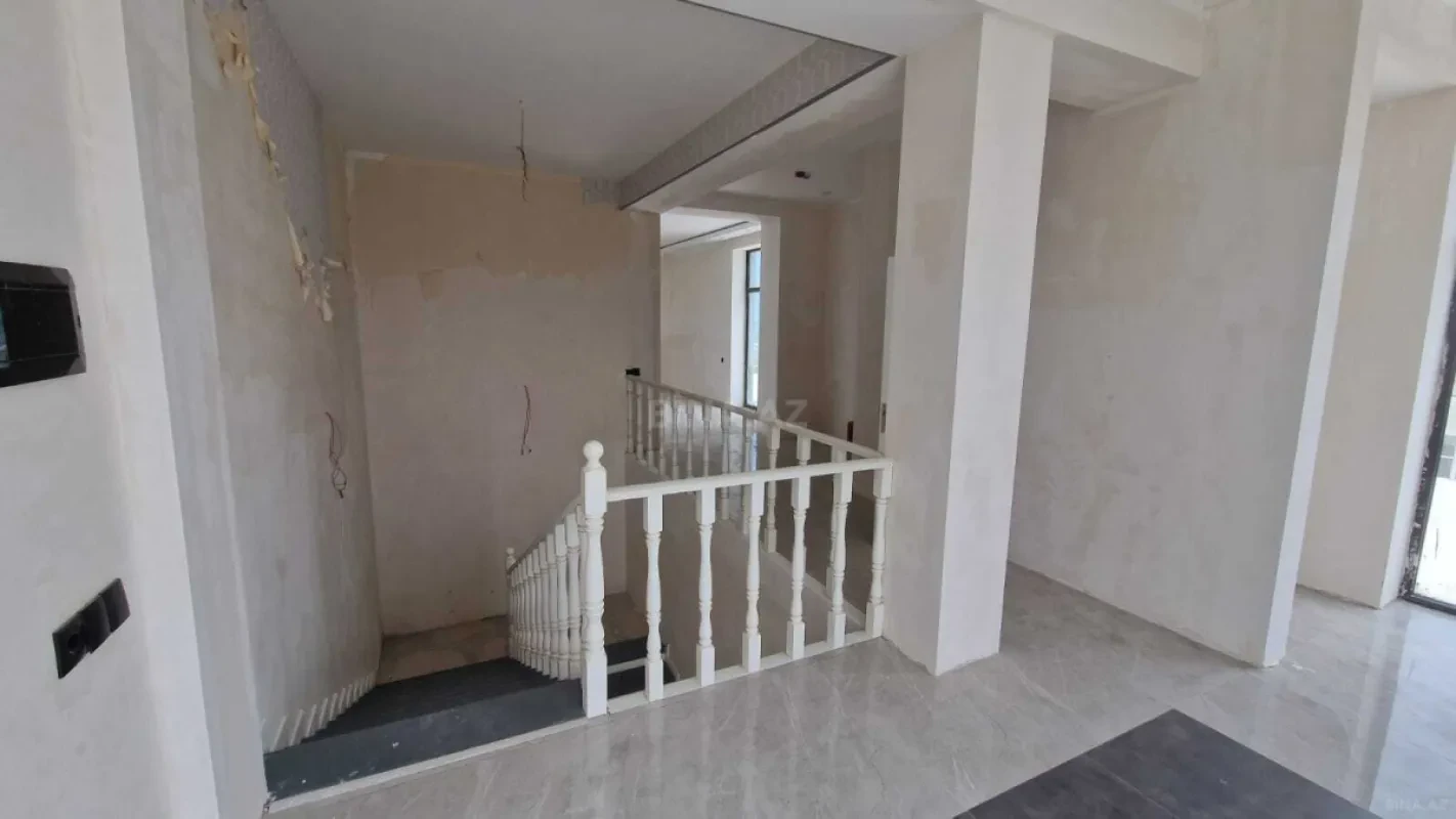 Satılır obyekt 550 m²