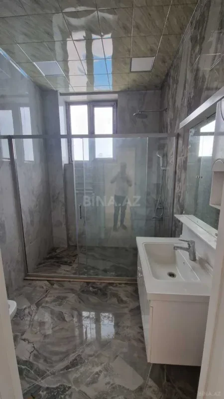 Satılır obyekt 550 m²