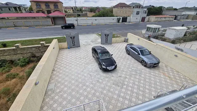 Satılır obyekt 550 m²