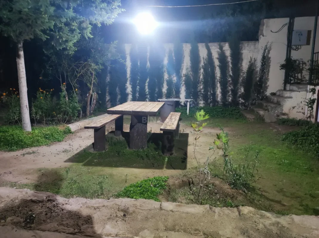 Satılır 4 otaqlı həyət evi 160 m²