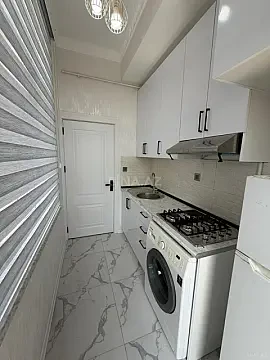 Satılır 2 otaqlı mənzil 47 m²