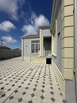 Satılır 4 otaqlı həyət evi 110 m²