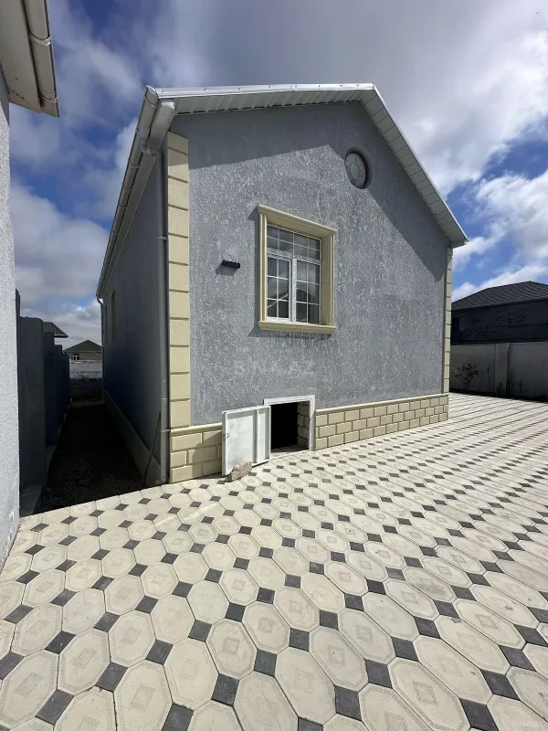 Satılır 4 otaqlı həyət evi 110 m²