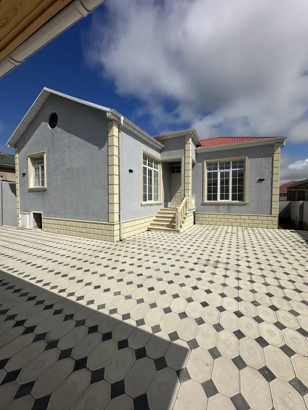Satılır 4 otaqlı həyət evi 110 m²