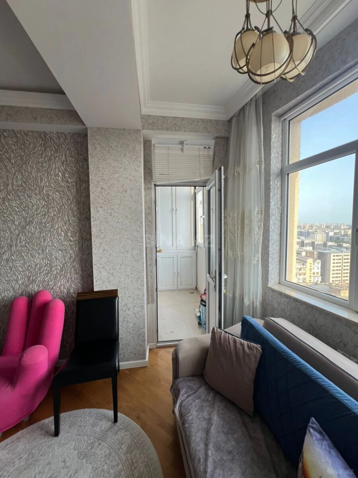 Kirayə verilir 3 otaqlı mənzil 100 m²
