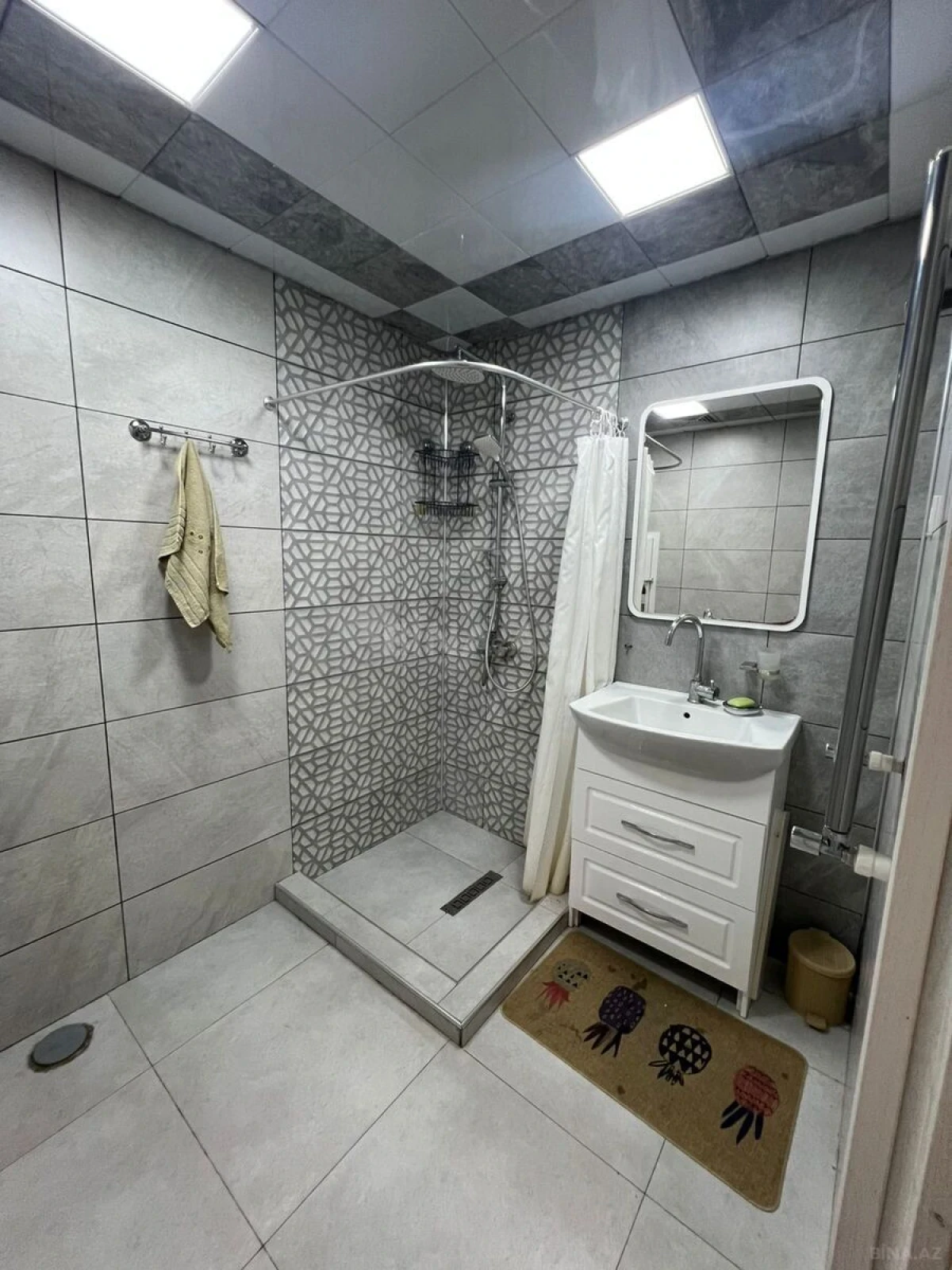 Kirayə verilir 3 otaqlı mənzil 100 m²