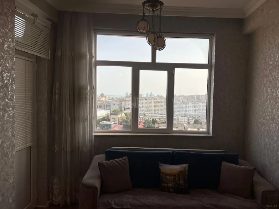 Kirayə verilir 3 otaqlı mənzil 100 m²