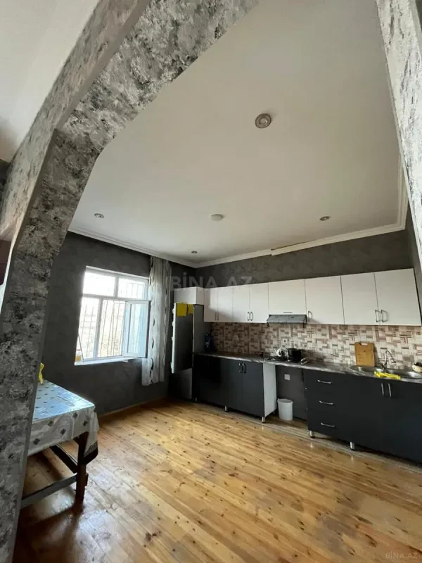 Satılır 4 otaqlı həyət evi 80 m²