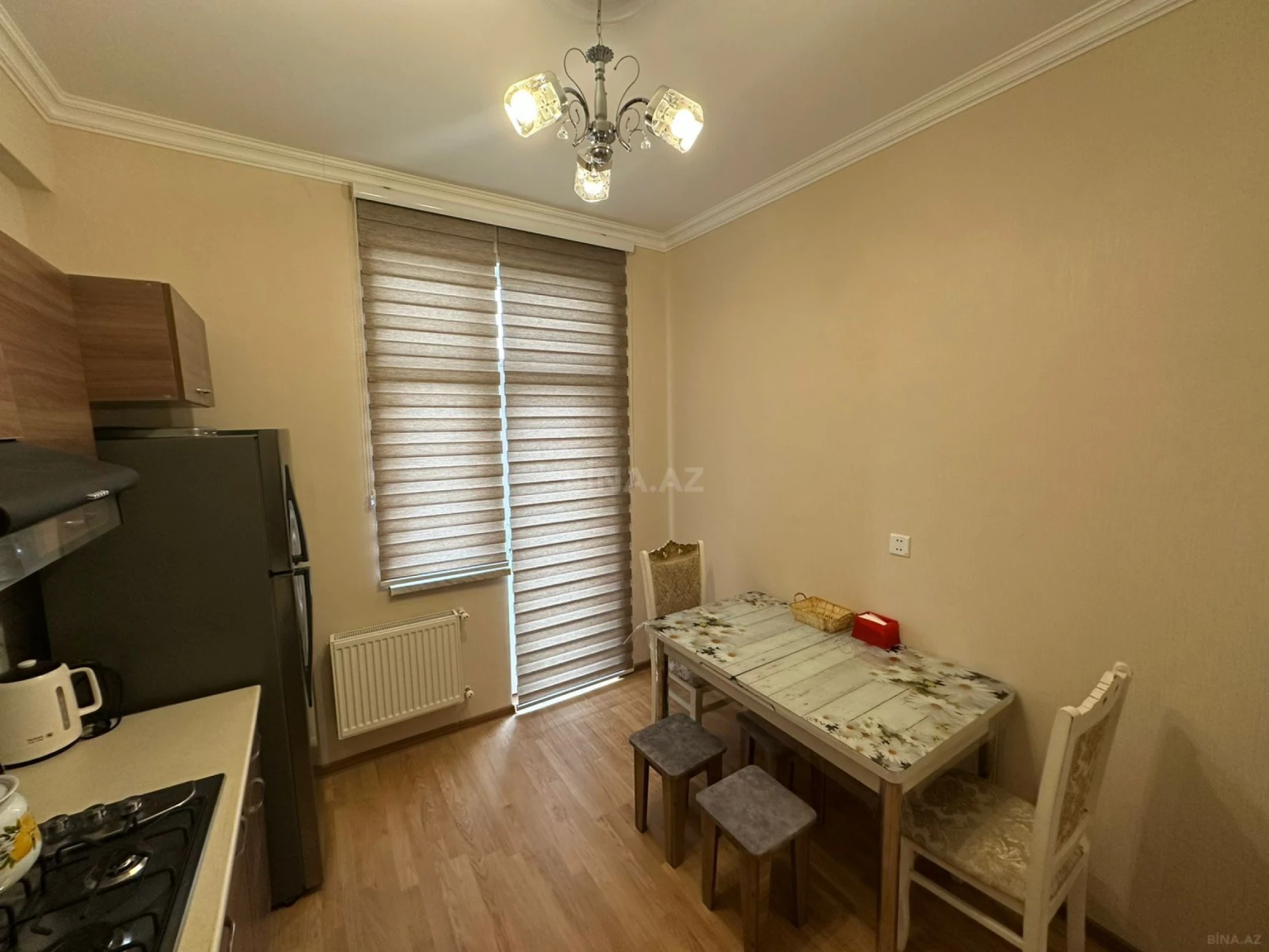Kirayə verilir 3 otaqlı mənzil 99 m²