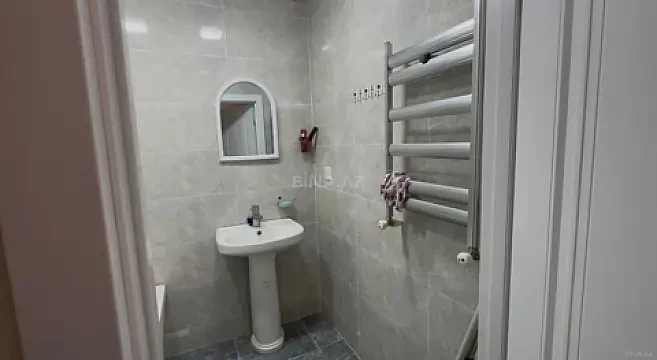 Kirayə verilir 3 otaqlı mənzil 99 m²