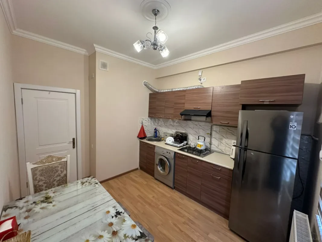 Kirayə verilir 3 otaqlı mənzil 99 m²