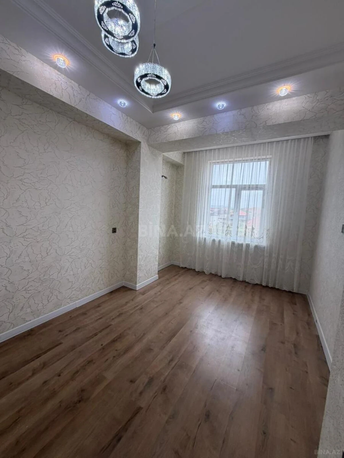 Satılır 2 otaqlı mənzil 54 m²