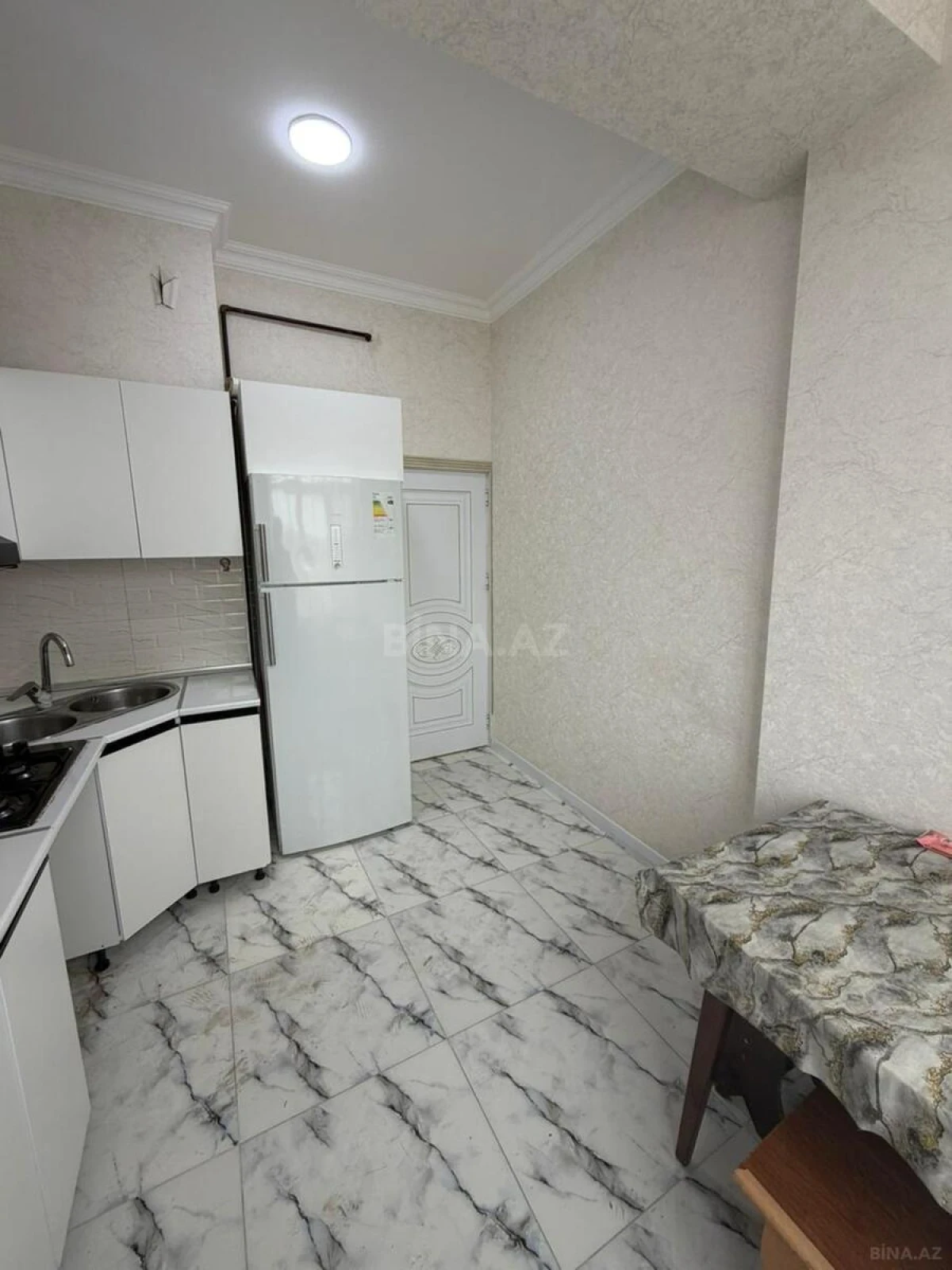 Satılır 2 otaqlı mənzil 54 m²