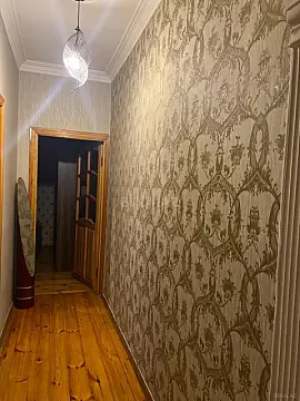 Satılır 5 otaqlı mənzil 125 m²