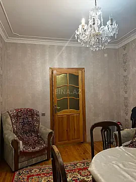 Satılır 5 otaqlı mənzil 125 m²