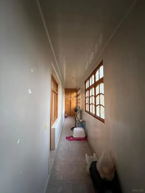 Satılır 5 otaqlı mənzil 125 m²
