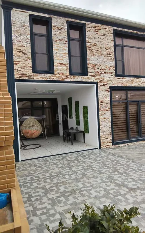 Satılır 4 otaqlı həyət evi 200 m²