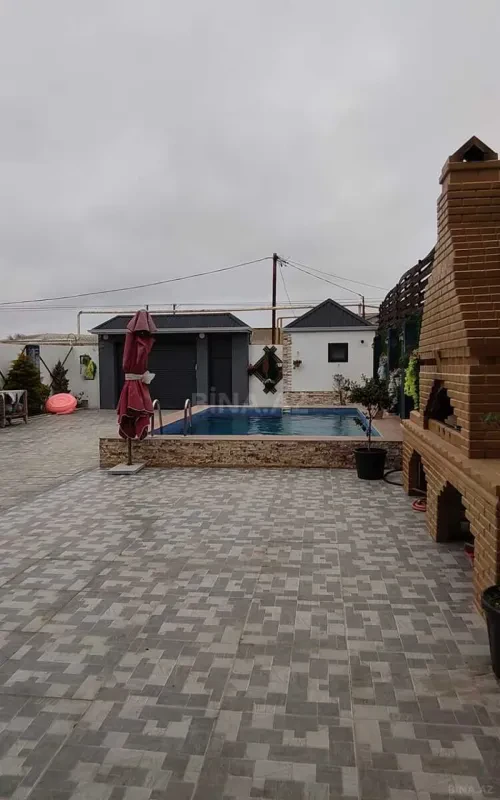Satılır 4 otaqlı həyət evi 200 m²