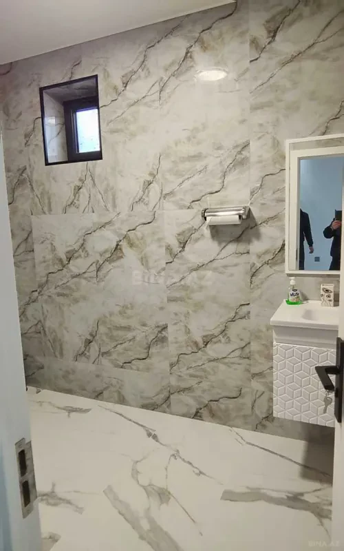 Satılır 4 otaqlı həyət evi 200 m²